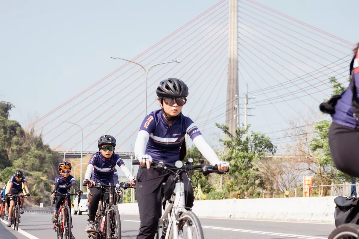 小六生畢騎逐夢　成功挑戰追風百公里路程 