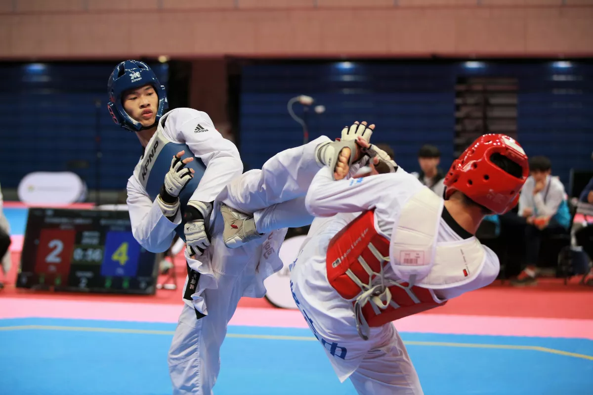 全中運／萬芳蔡昇良 踢下地主跆拳道對打首金