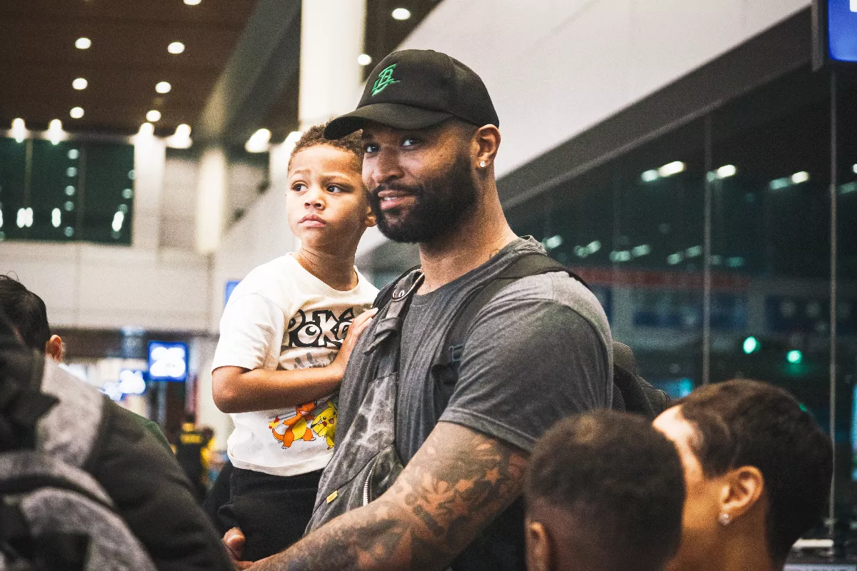 T1／表弟回來了！ 卡森斯今晨抵台