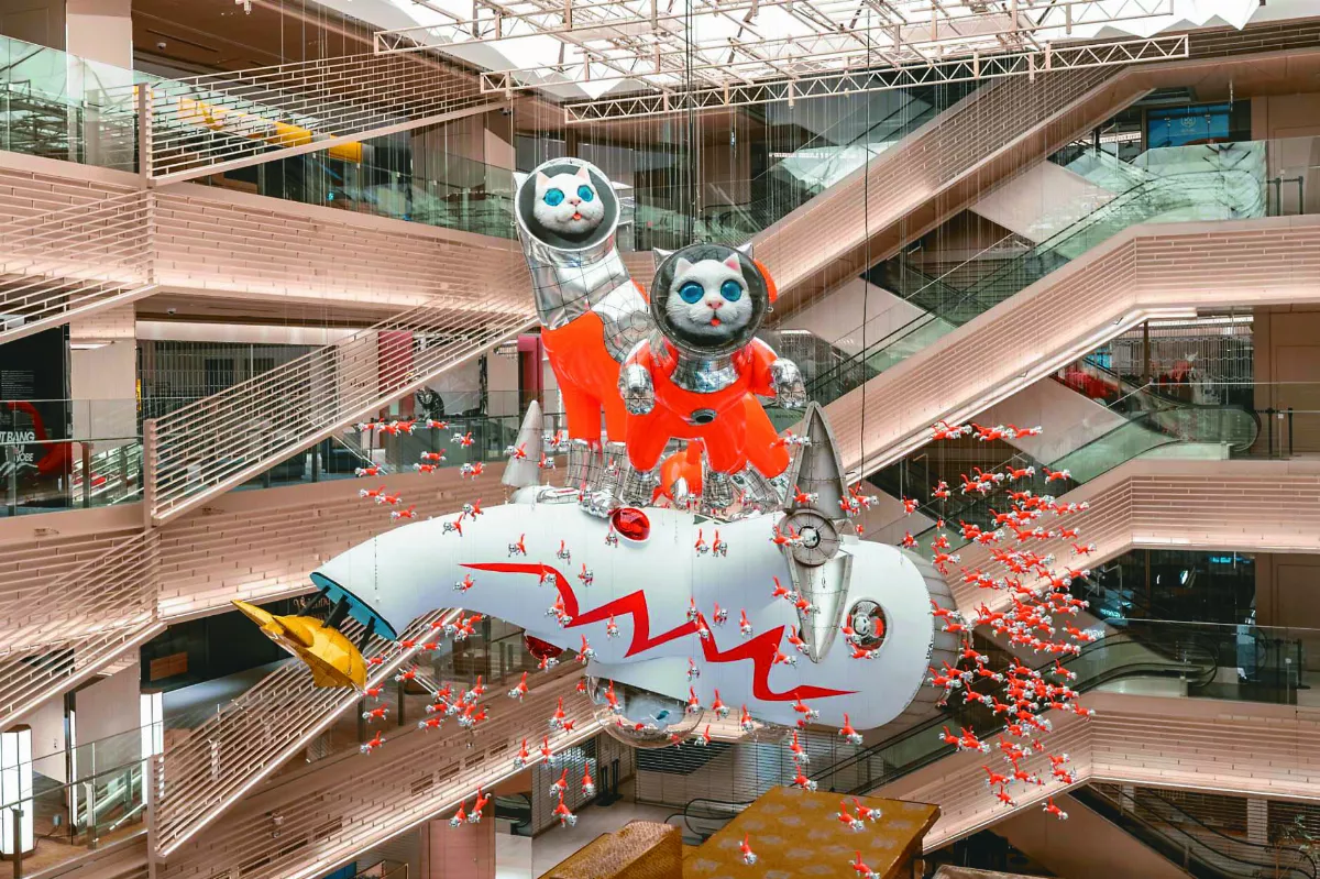 宇宙貓登陸地球 科幻狂想曲