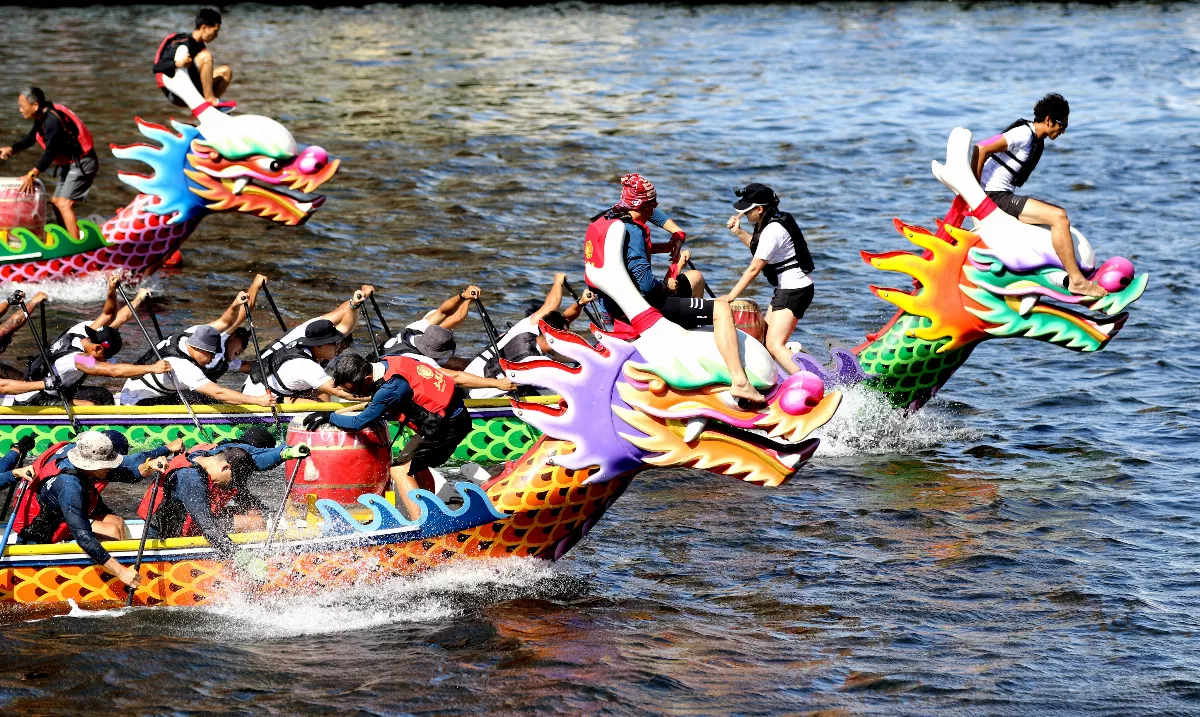 愛河龍舟夜間賽事來了！　高雄市邀高手來奪金