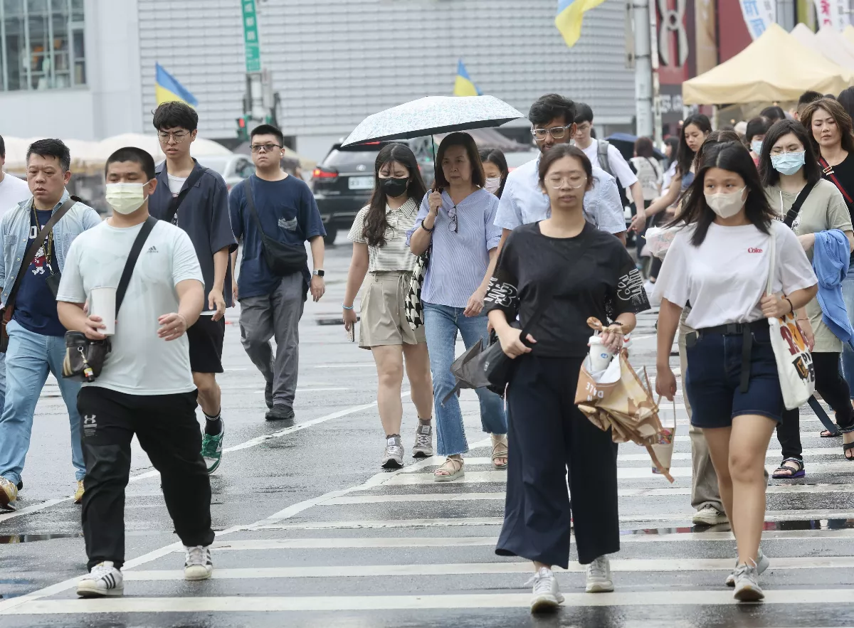 鋒面接近 5月1日起連日全台有雨