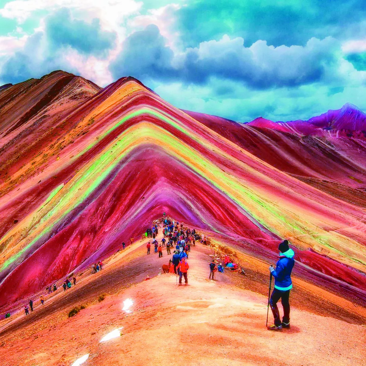 地上彩虹 見證萬年夢幻地貌