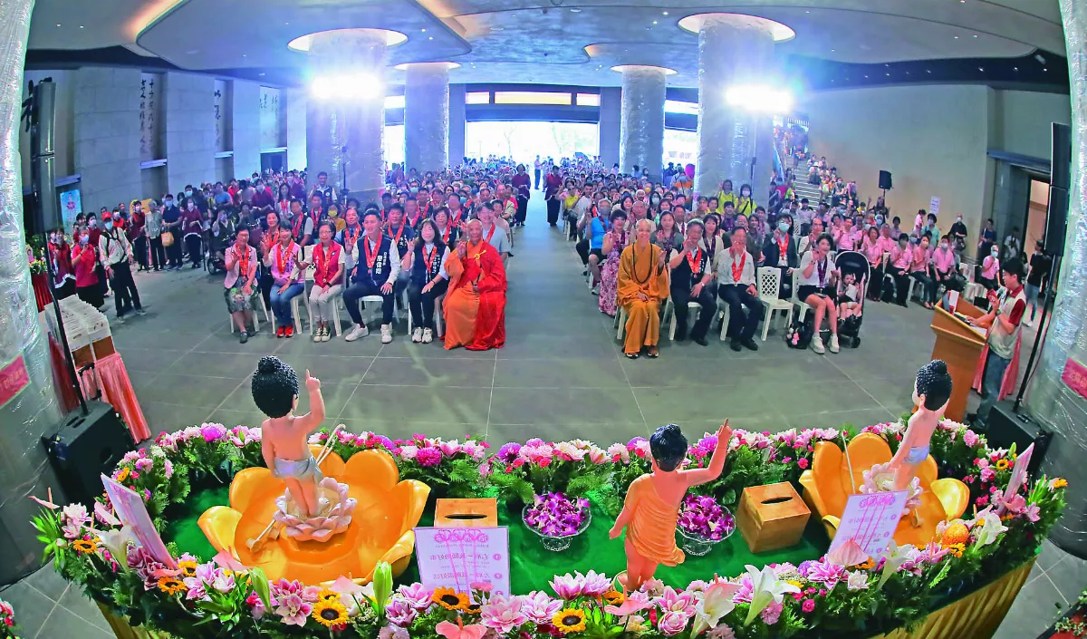 惠中寺慶佛誕 浴佛、園遊會熱鬧滾滾