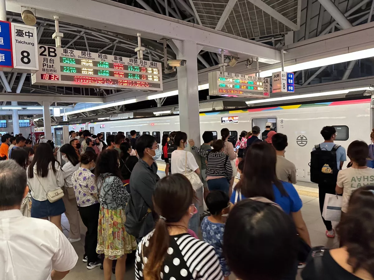 母親節台鐵加開54列次 搭乘人次估破300萬創近年新高