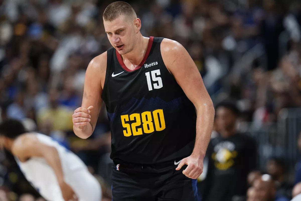 NBA／約柯奇史詩數據助聽牌 灰狼被破防只能苦笑 