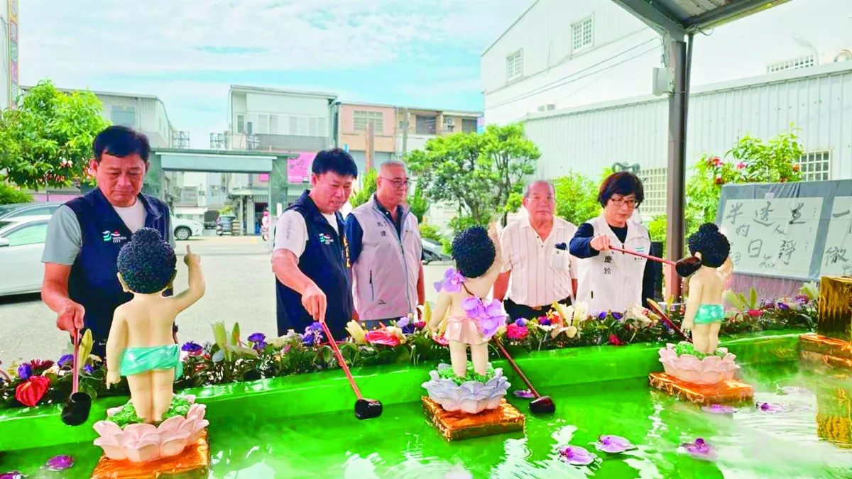 金剛寺沐佛 饒慶鈴響應