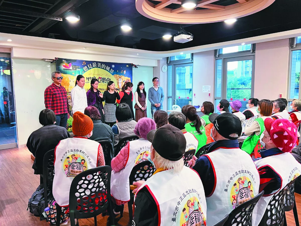 黑暗對話 從黑暗世界打開心門