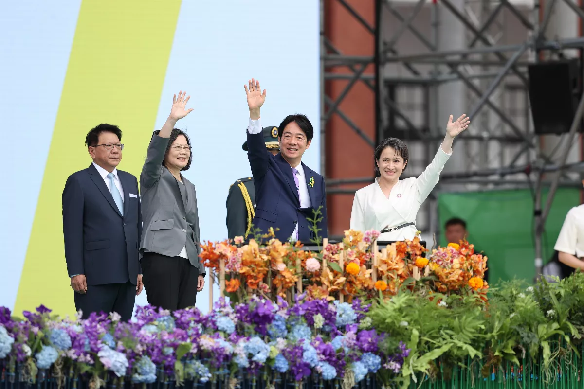 蔡英文揮別總統府  新任副總統蕭美琴感性落淚