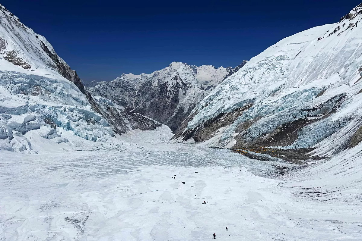 登頂珠峰30次 雪巴人刷新自己世界紀錄
