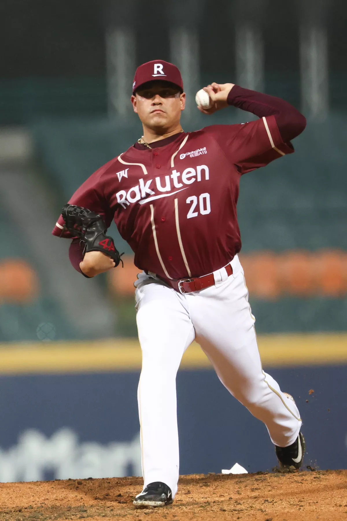 中職／霸威斯首對老東家 猿隊死守1分差勝