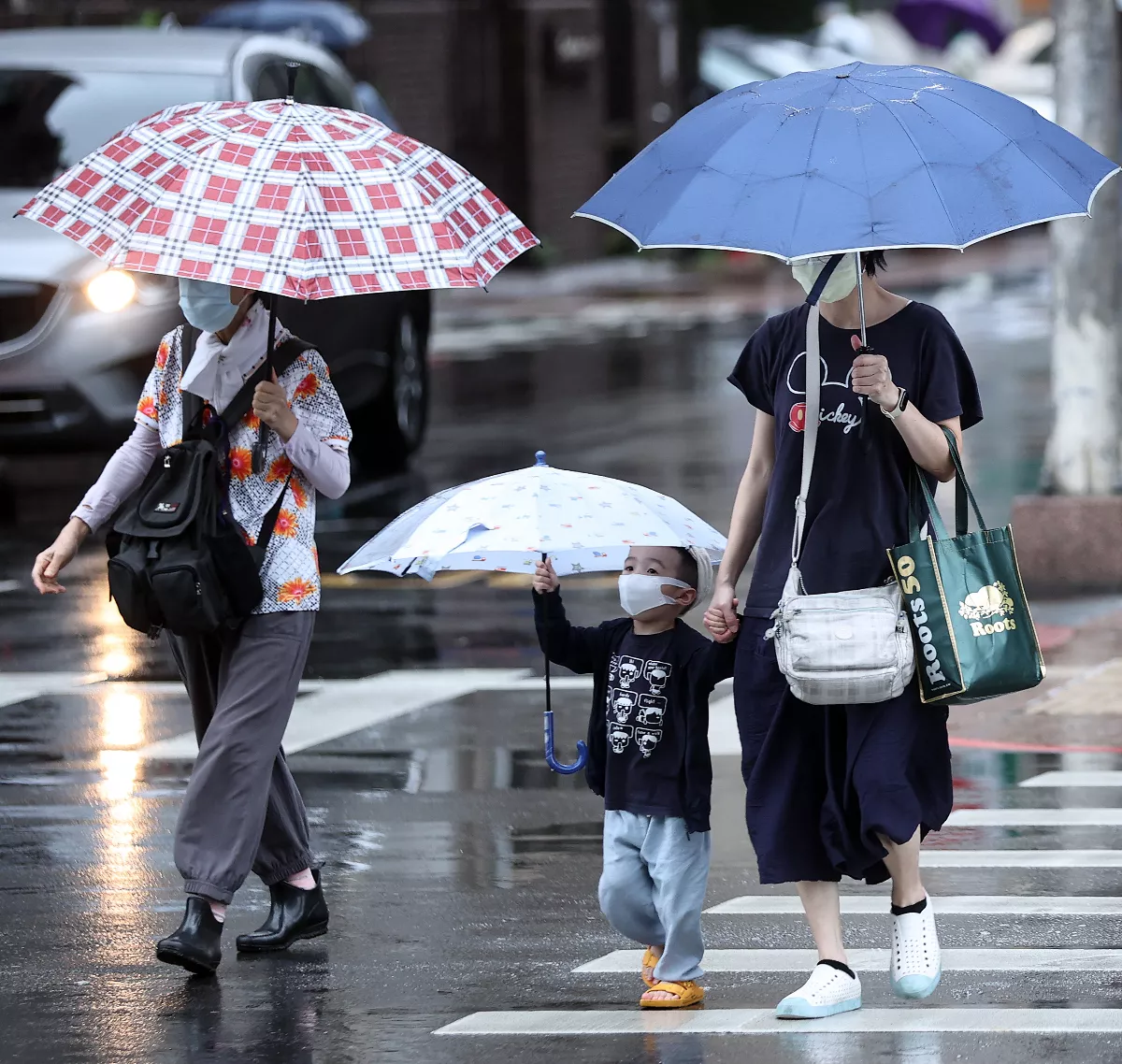 今明午後短暫陣雨 梅雨鋒面下周報到