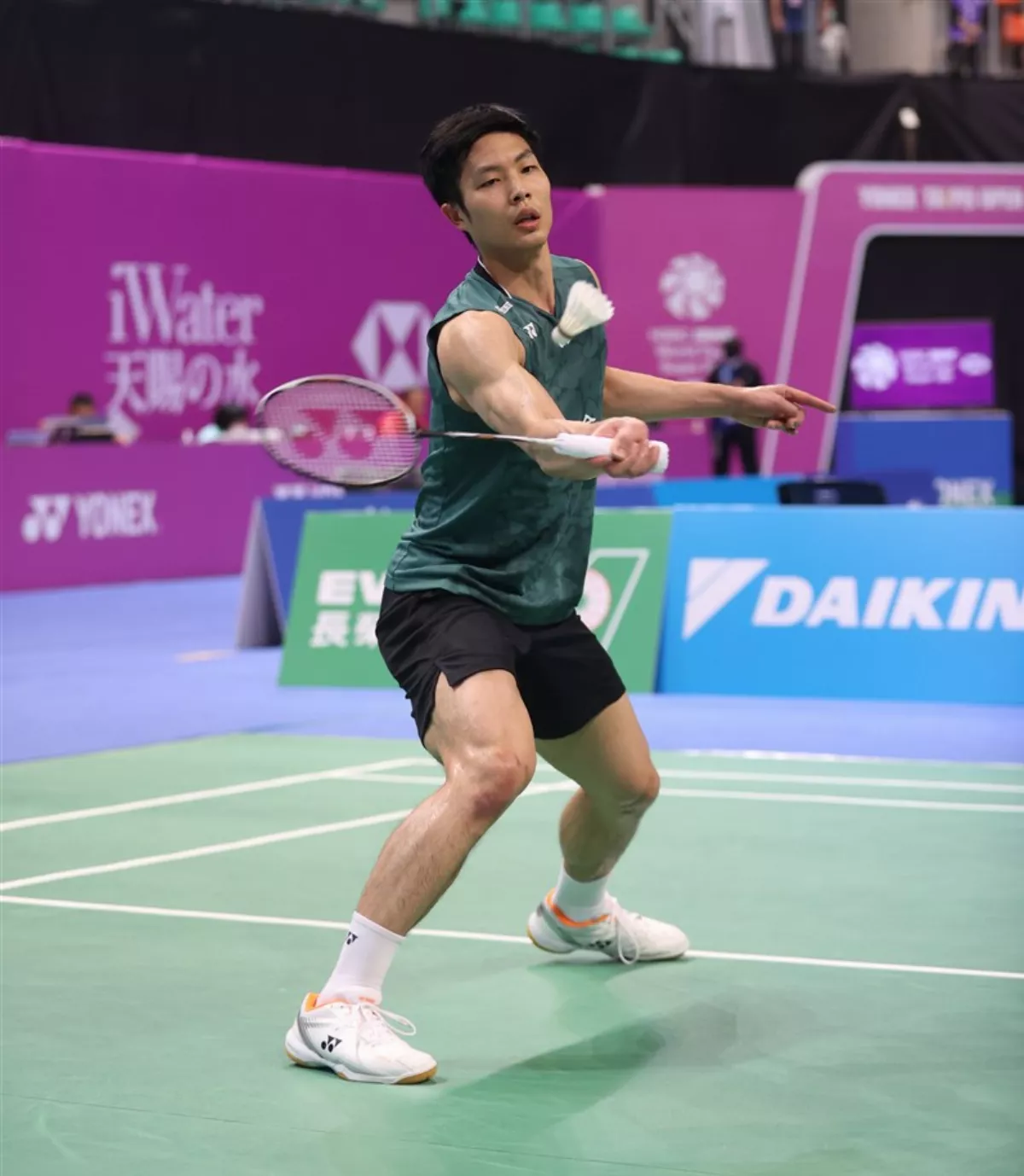 羽球／周天成大馬賽單打唯一 8強碰安賽龍