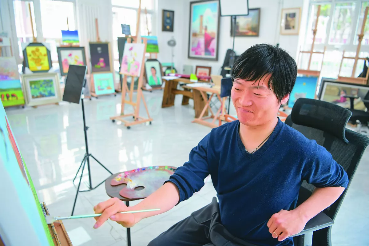 藝術家左文俊 人生就像一幅畫