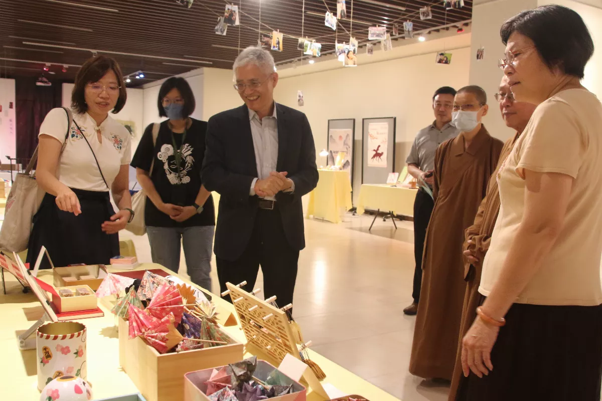 南華文學系畢展 秀文藝也秀文創
