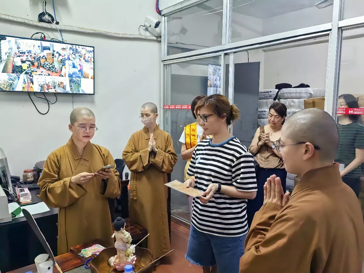 Manila Binondo Sun Tower Warehouse Buddha Bathing Ceremony Blessed by Fo Guang Shan