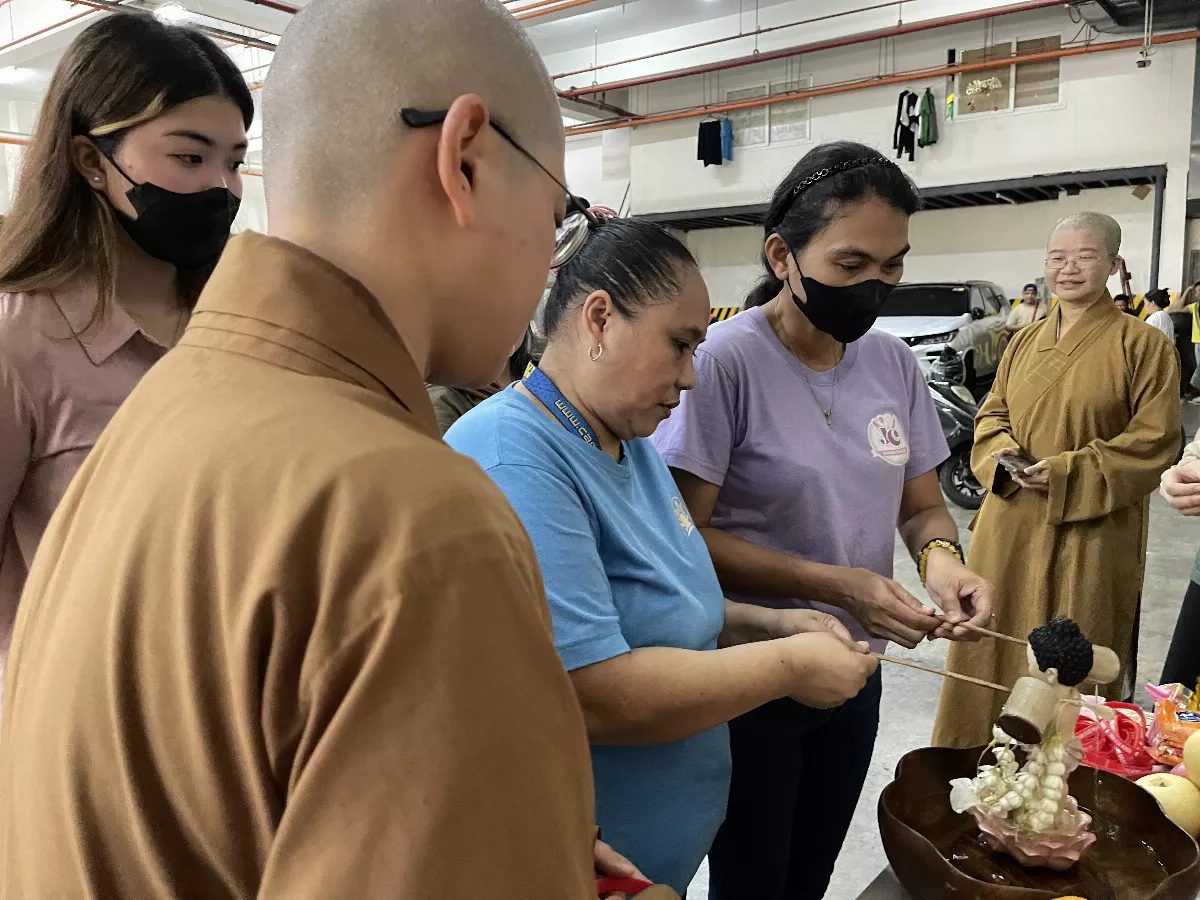Manila Binondo Sun Tower Warehouse Buddha Bathing Ceremony Blessed by Fo Guang Shan