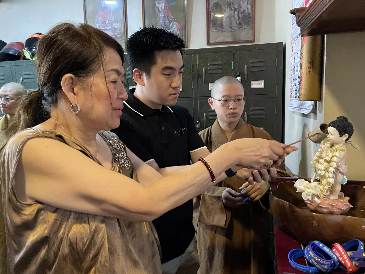 Manila Binondo Sun Tower Warehouse Buddha Bathing Ceremony Blessed by Fo Guang Shan