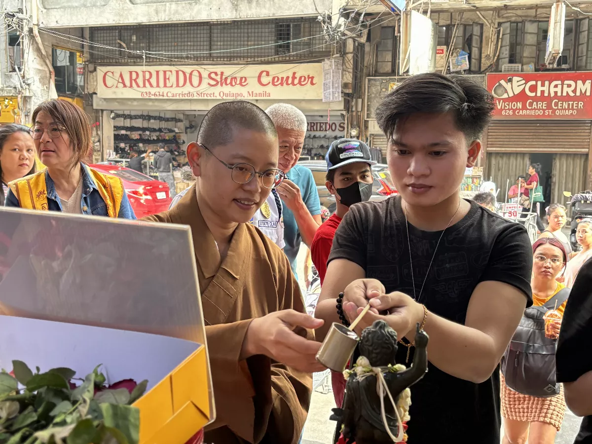 Buddha Bathing Event in Quiapo, Manila, Philippines Draws Thousands, Locally Supported by Enthusiastic Businesses