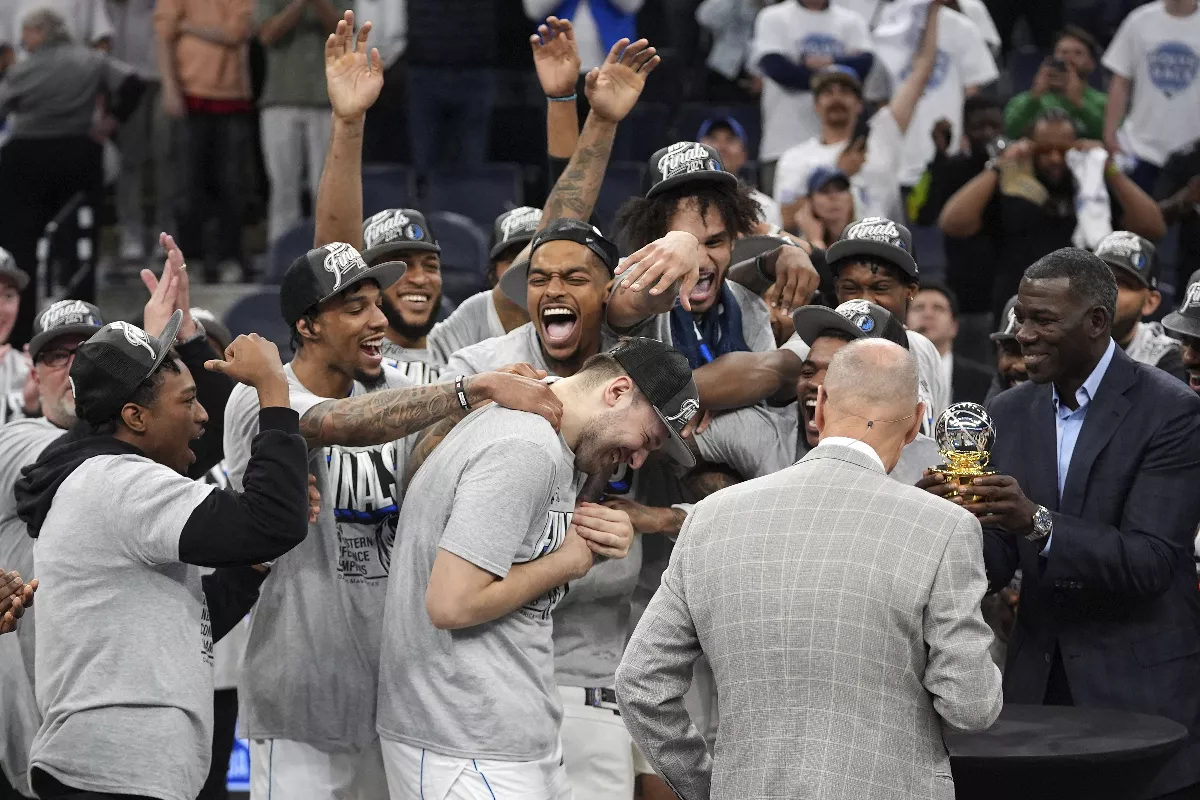 NBA／獨行俠雙星轟72分 抱走西冠前進總冠軍賽