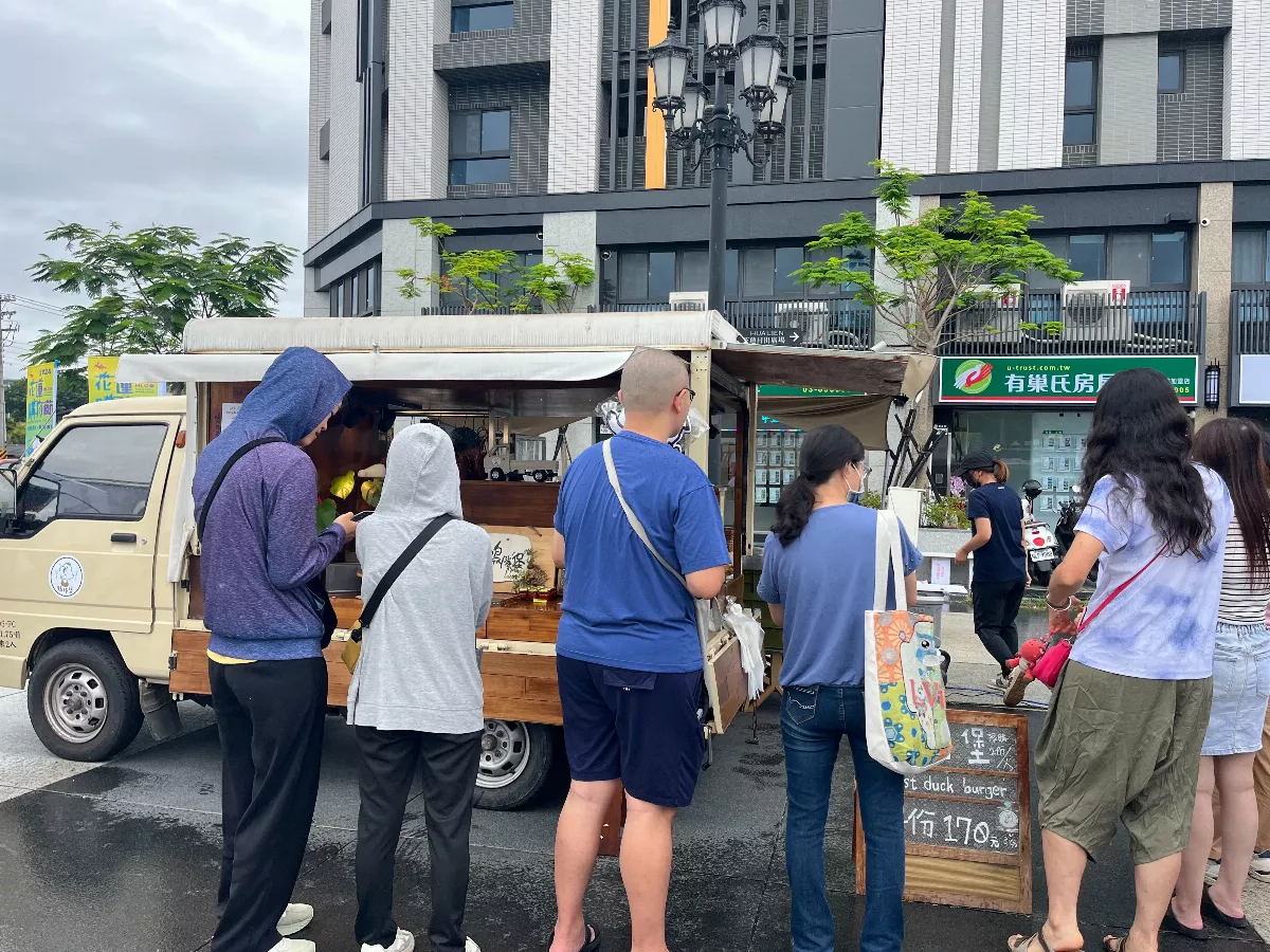 振興花蓮震後經濟 購物節活動消費滿百元即可抽手機