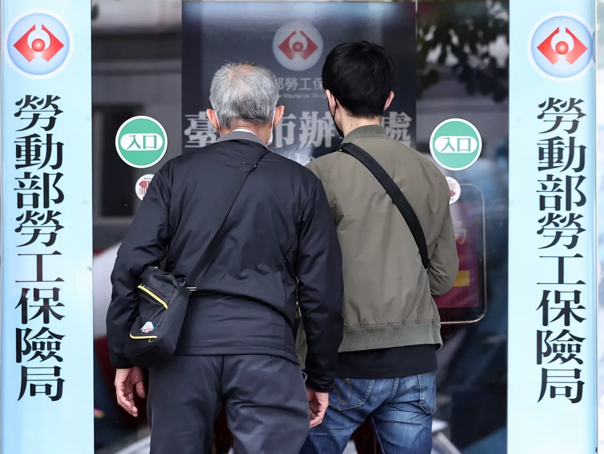 勞動基金4月虧389億元 估5月獲利可彌平