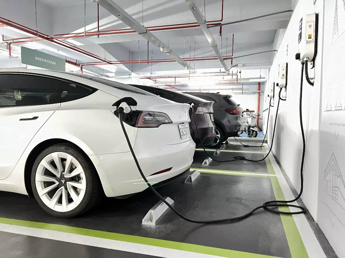 電動車主注意 新車體險7月上路平均貴5至10%
