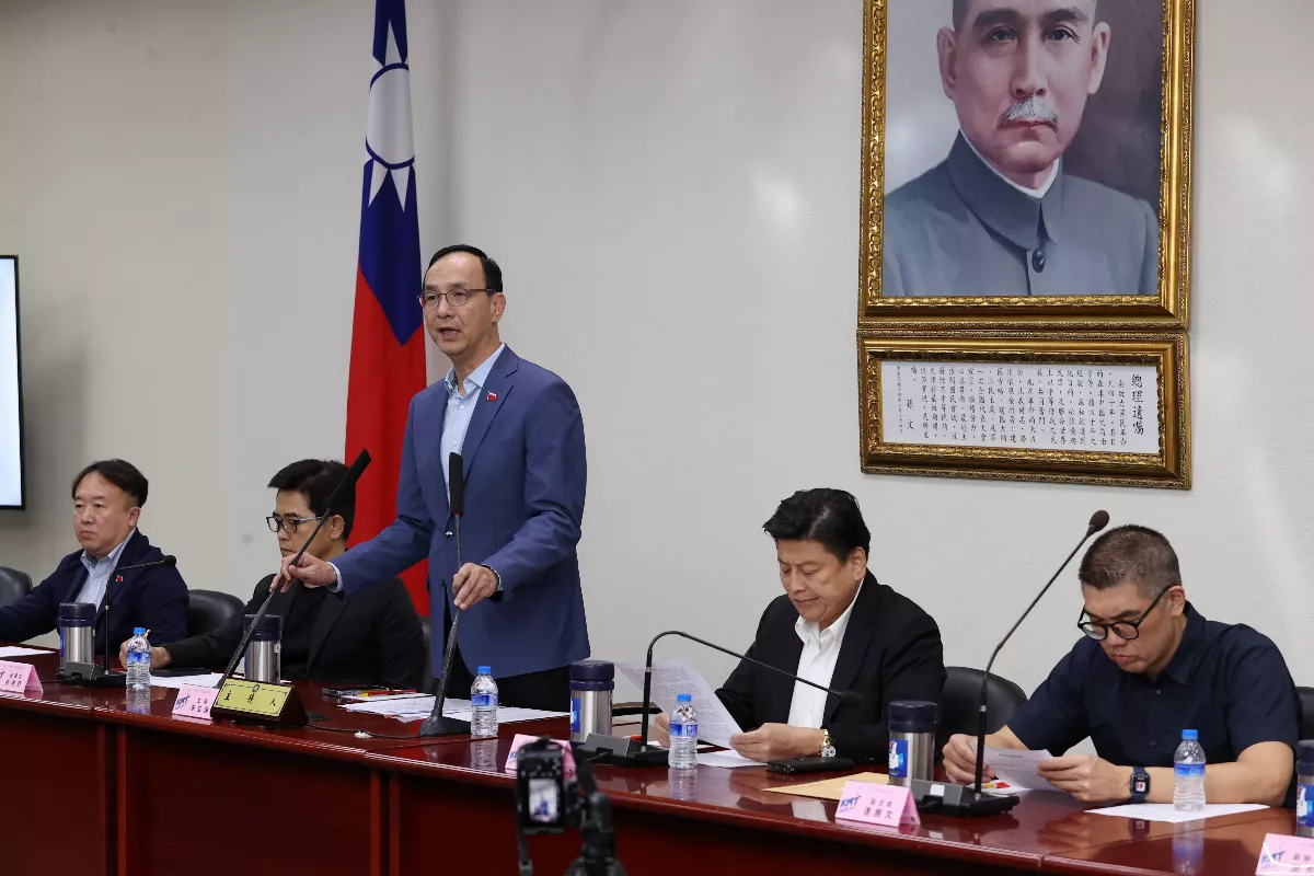 社論--修財劃法是政治也要專業