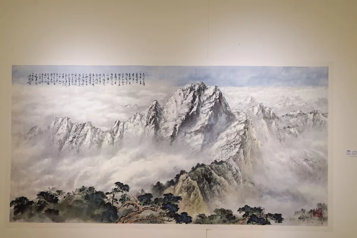 水墨畫名師蘇峯男竹縣開展  《皚皚玉峰》氣勢磅礡