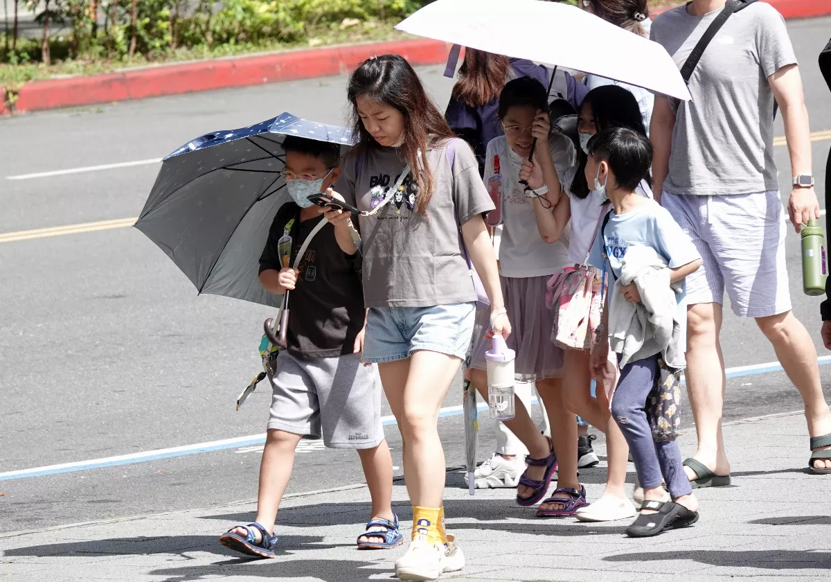氣象署持續發布高溫資訊 北市體感溫度達41度