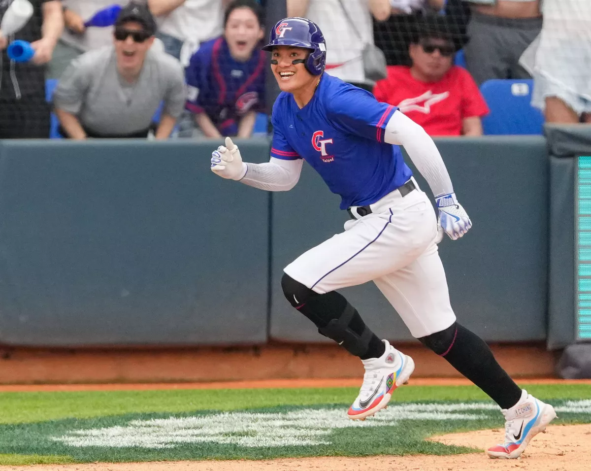 中職／張育成點頭回台選秀  富邦悍將等到了