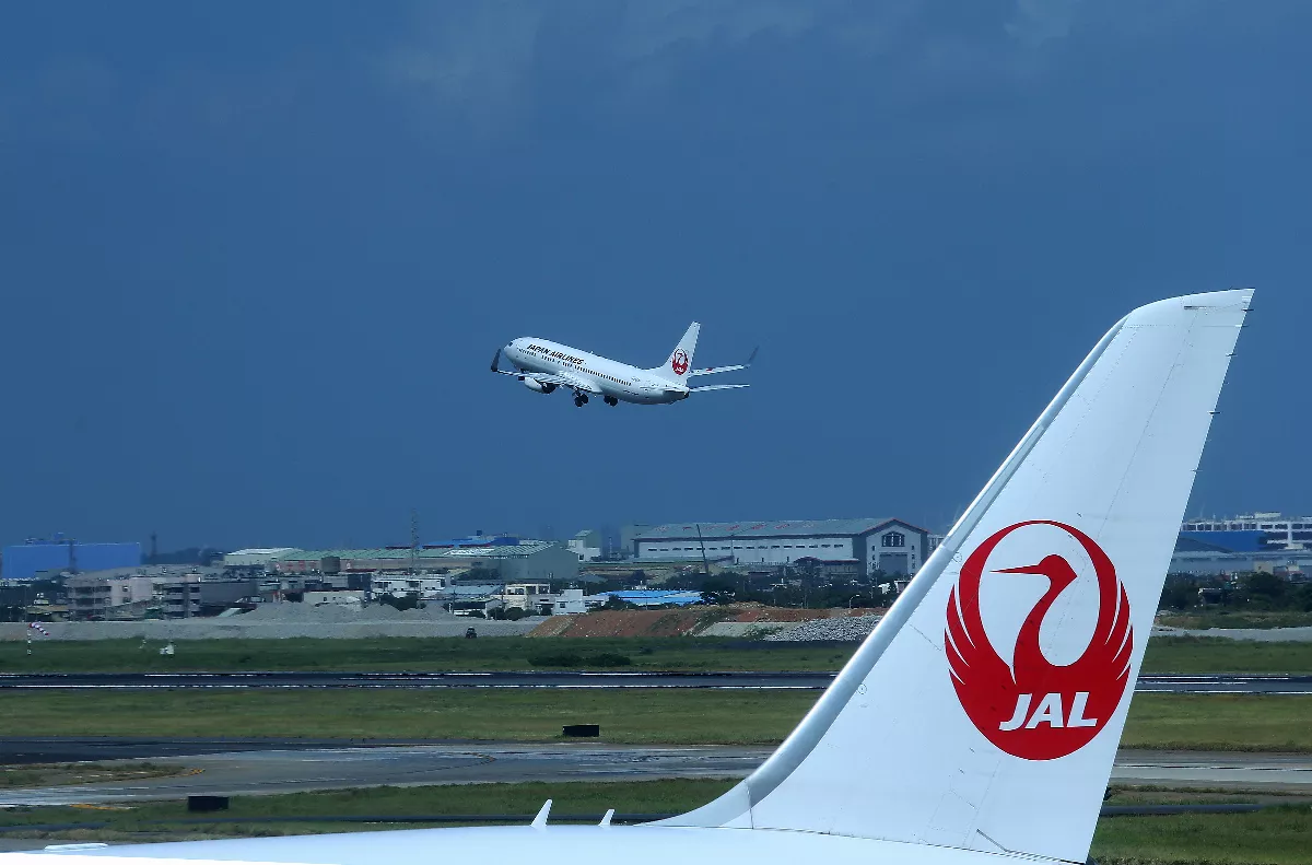 日航班機發動機故障 折返迫降青森機場47人均安