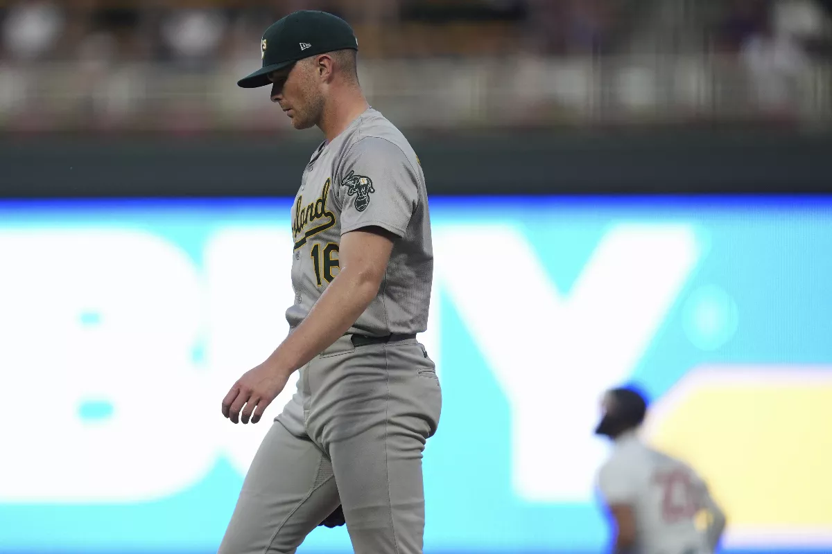 MLB／沒解決打者拿勝投？ 紐康布寫運動家隊史