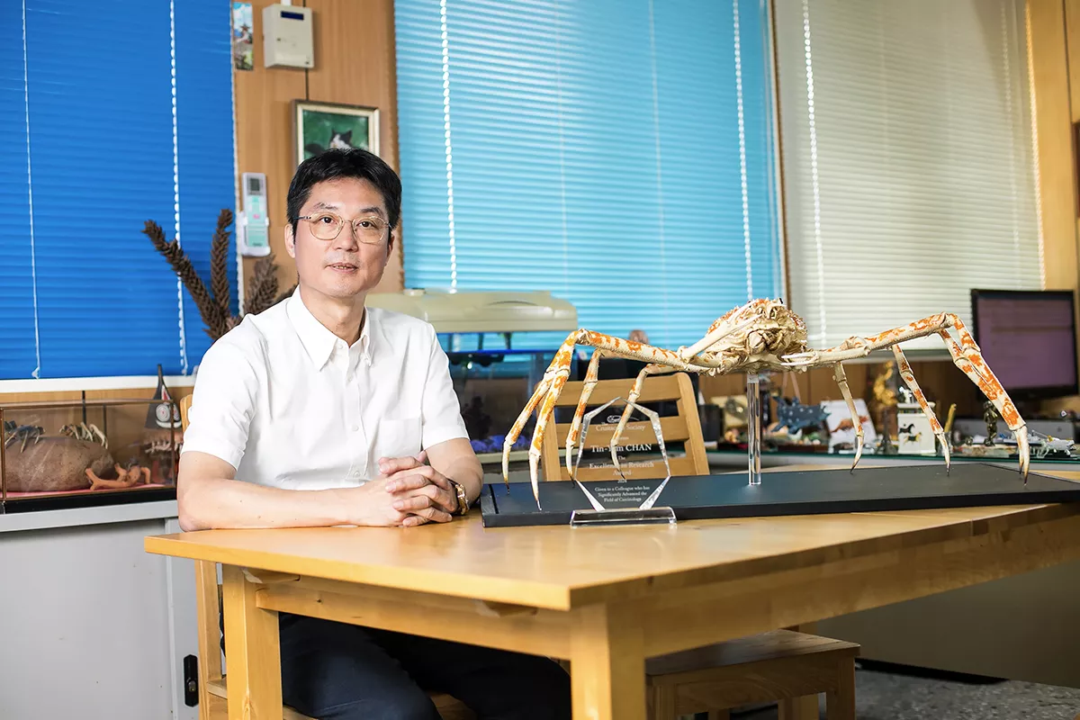 頂尖動物科學家陳天任  獲甲殼類研究最高榮譽