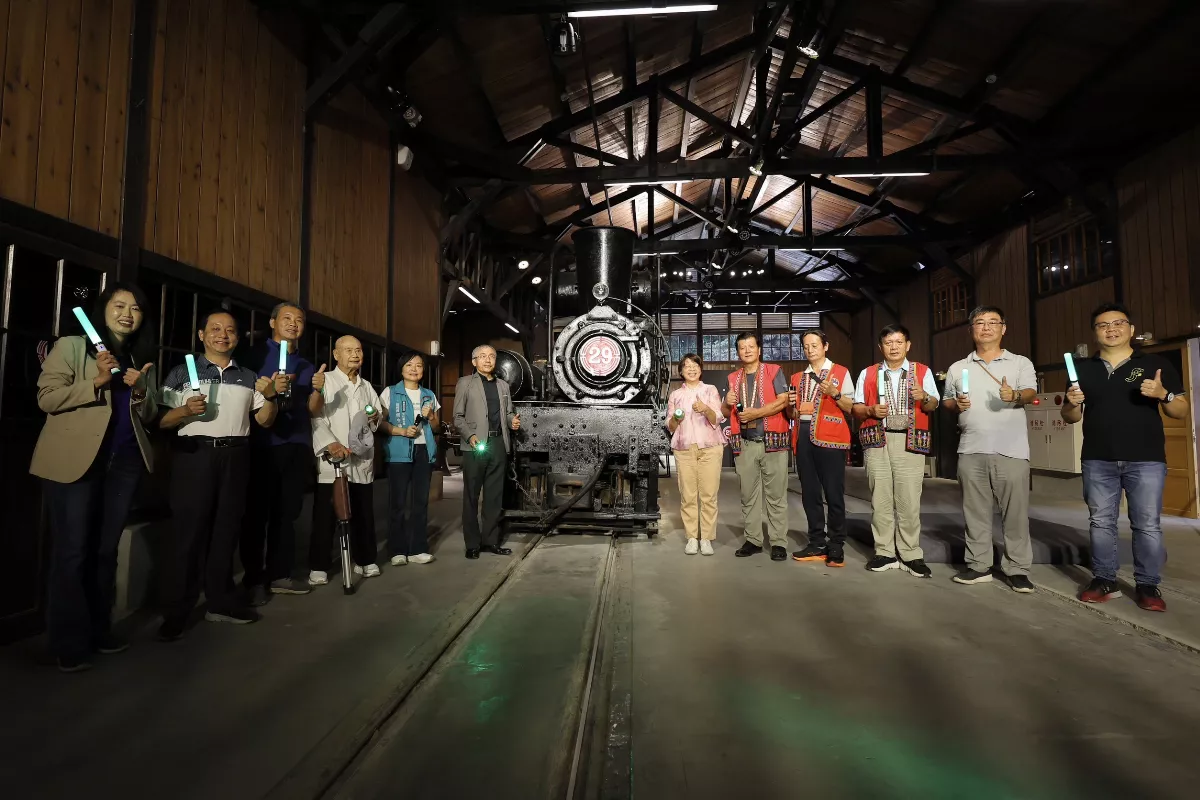 阿里山林鐵中繼站 古蹟化身燈光劇場