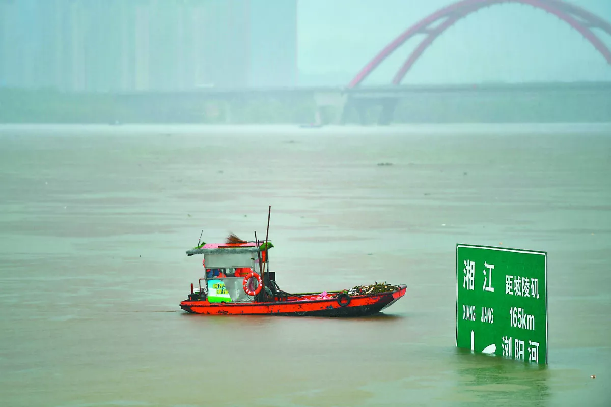 陸華中華南暴雨 逾百萬人受災