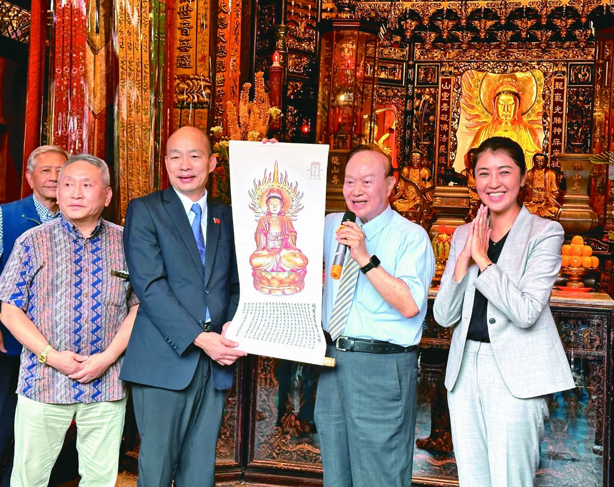 艋舺龍山寺援助南投  韓國瑜、許淑華致謝