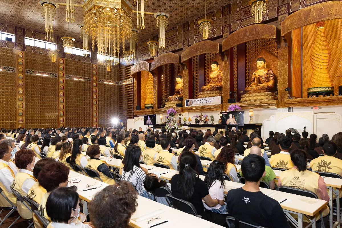 Commemorating Fo Guang Shan’s 58th Anniversary: Global Simultaneous Sutra Transcription Event at Hsi Lai Temple
