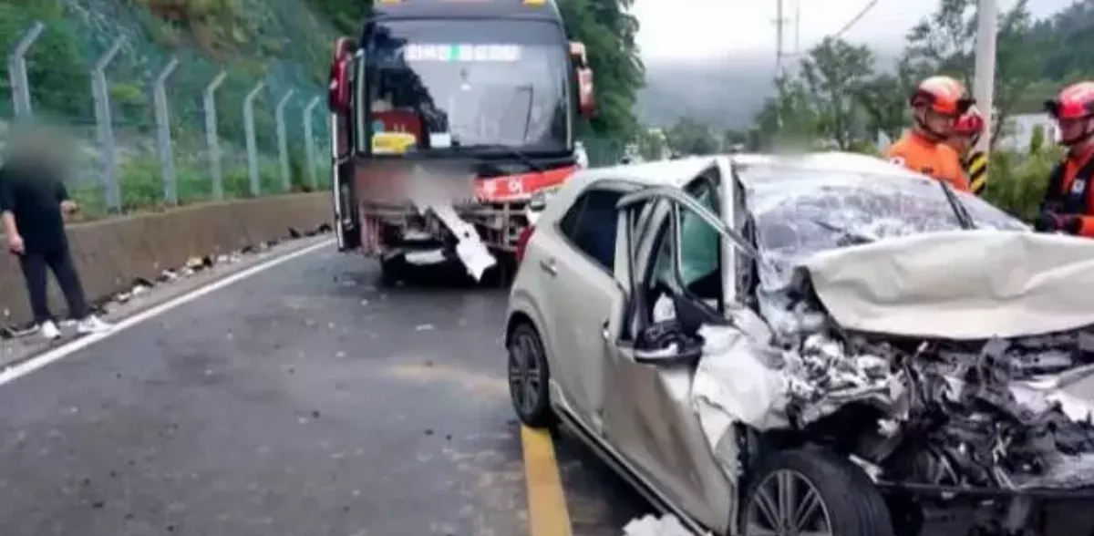 台旅行團南韓遇車禍 觀光署：10名輕傷旅客無大礙