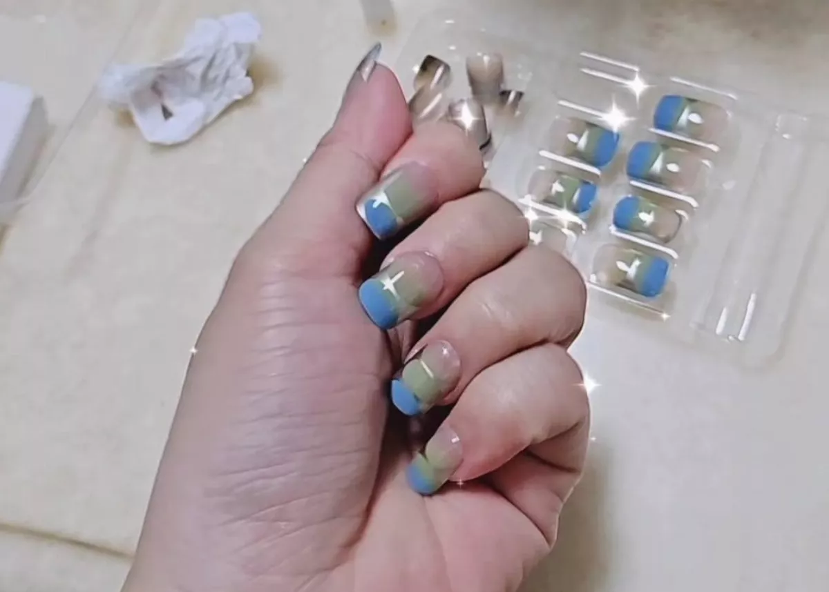 彩繪甲尖刮破眼球誘感染發炎　熟女險失明