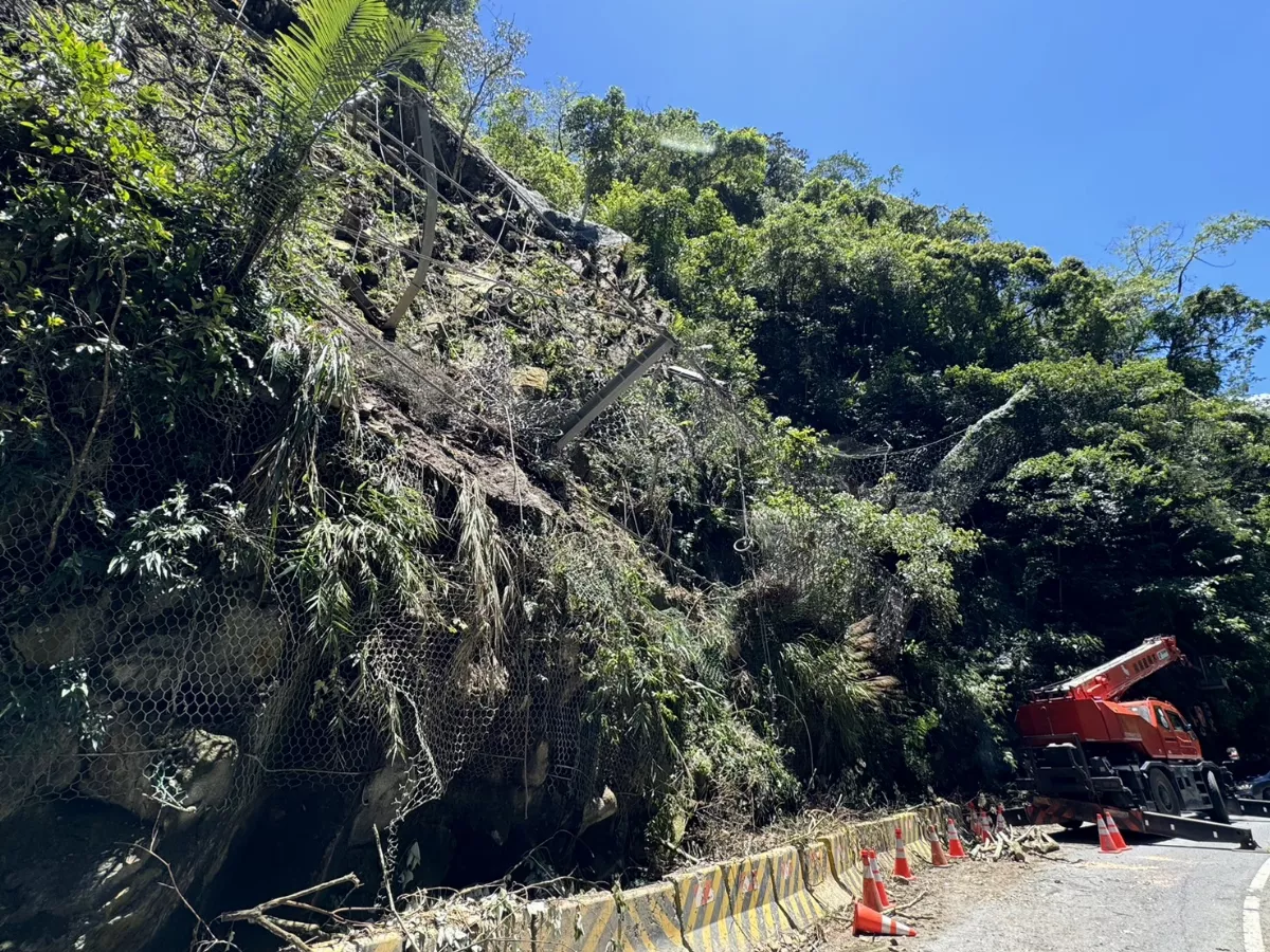 南投131縣道防落石網施工汰換 即日起封路