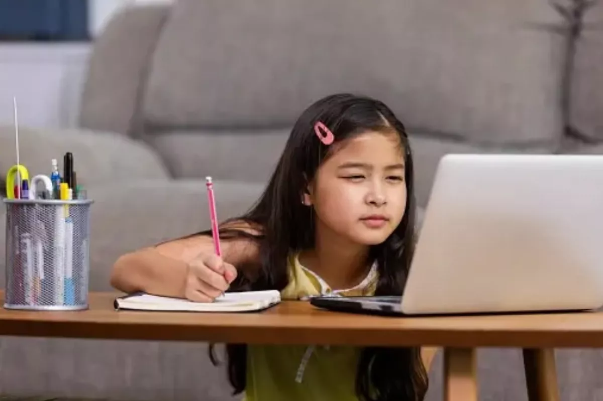 預防學童高度近視　專用日拋隱形眼鏡具療效