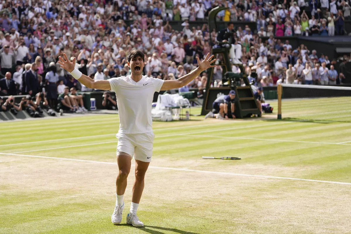 溫網／完勝約帥！ 小蠻牛38年來最年輕連霸王者