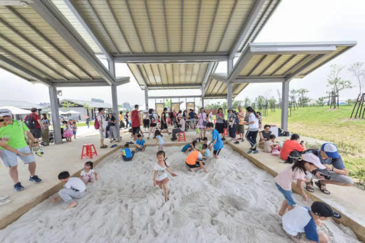 新北公園遊具設計考量遮蔭 防孩童中暑熱暈