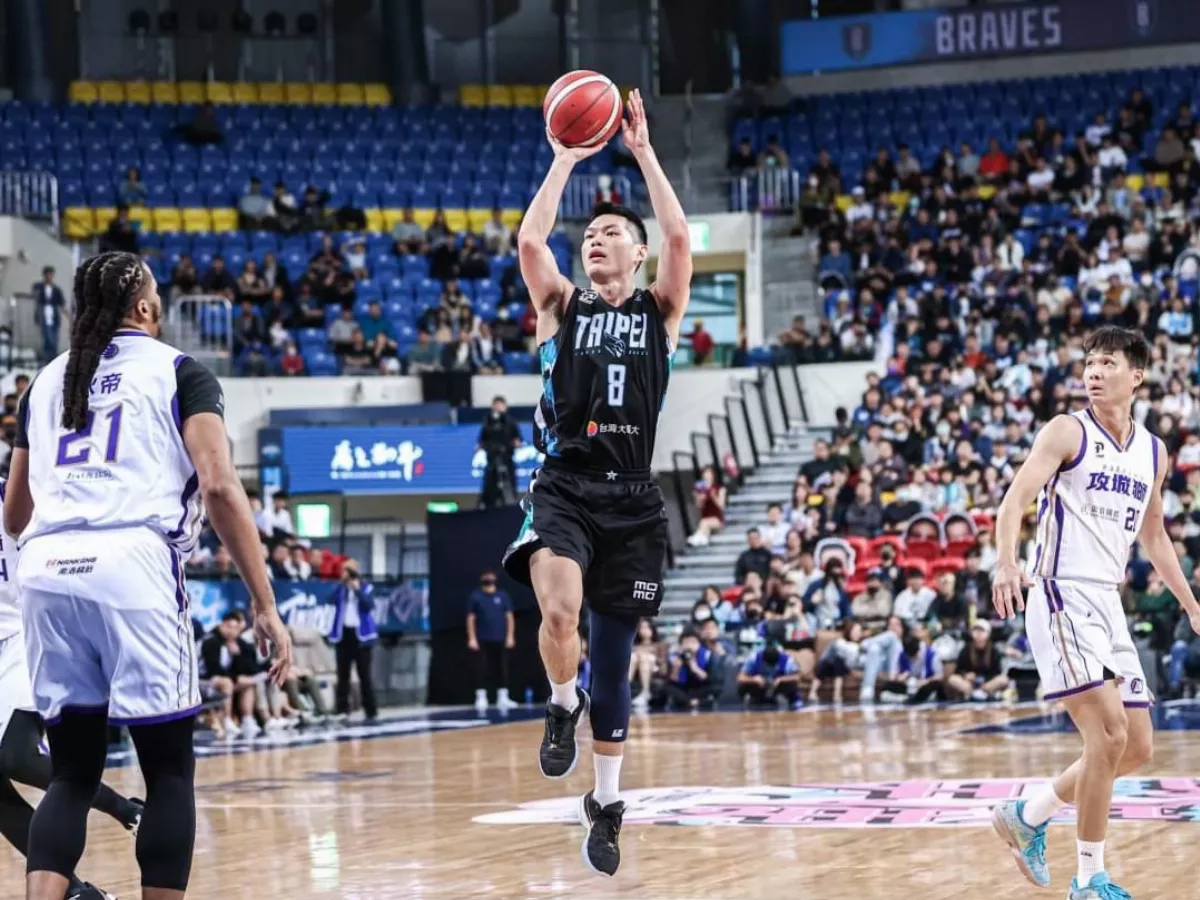 PLG／入選年度第一隊 周桂羽續留勇士