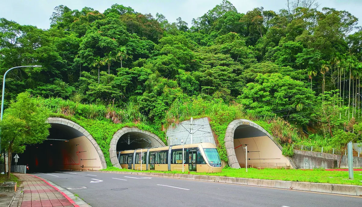 【走讀城鄉】融入山林的捷運機廠 安坑輕軌都市農園