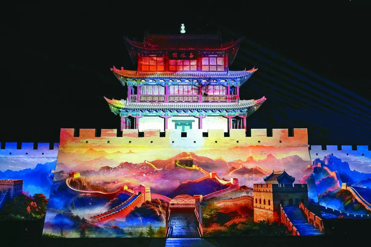 甘肅嘉峪關 沉浸長城燈光秀