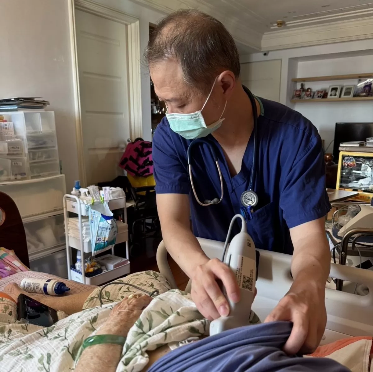 減輕病患家屬負擔 北醫首推「在宅急症照護」