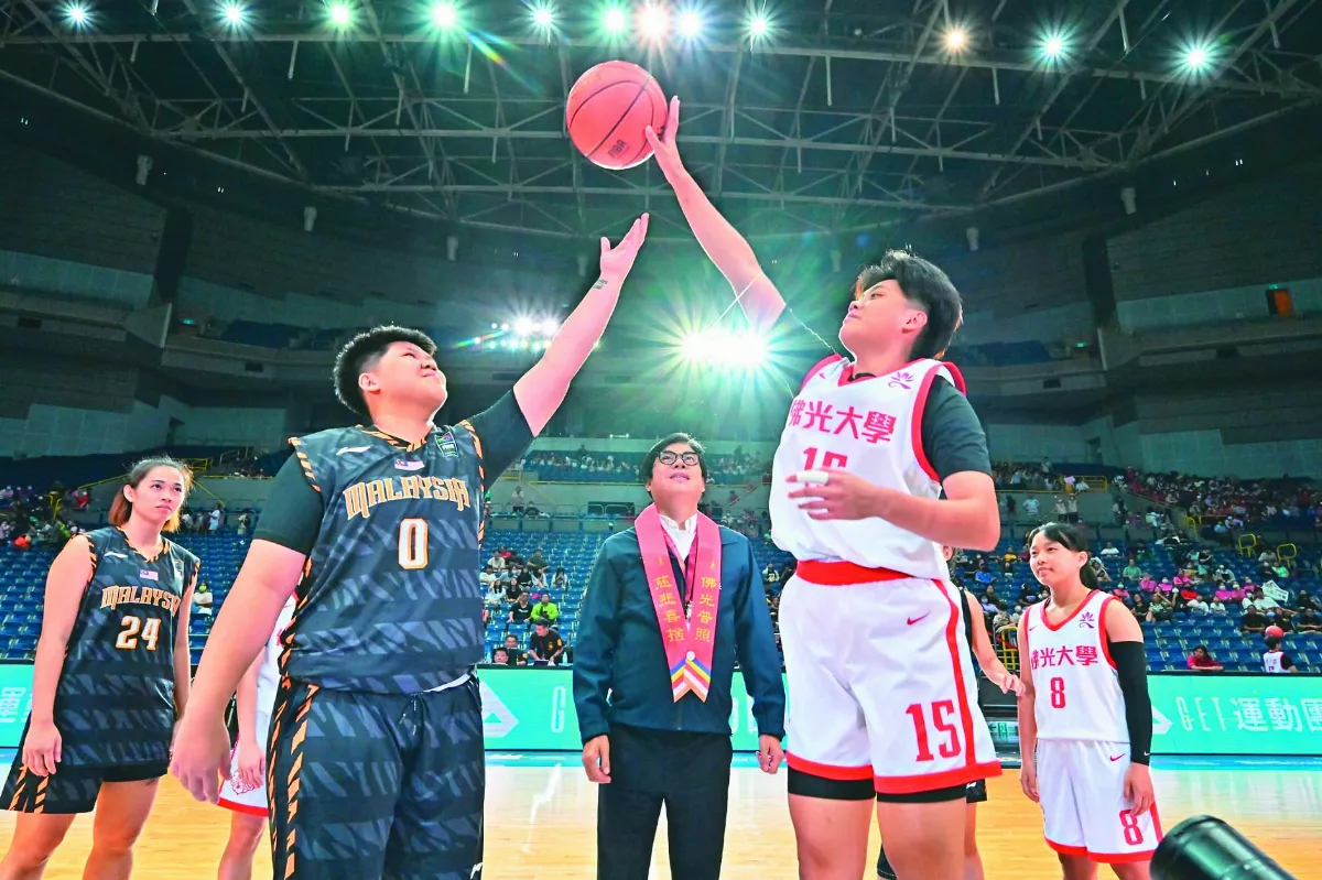 陳其邁開球 佛光盃籃賽熱血開打