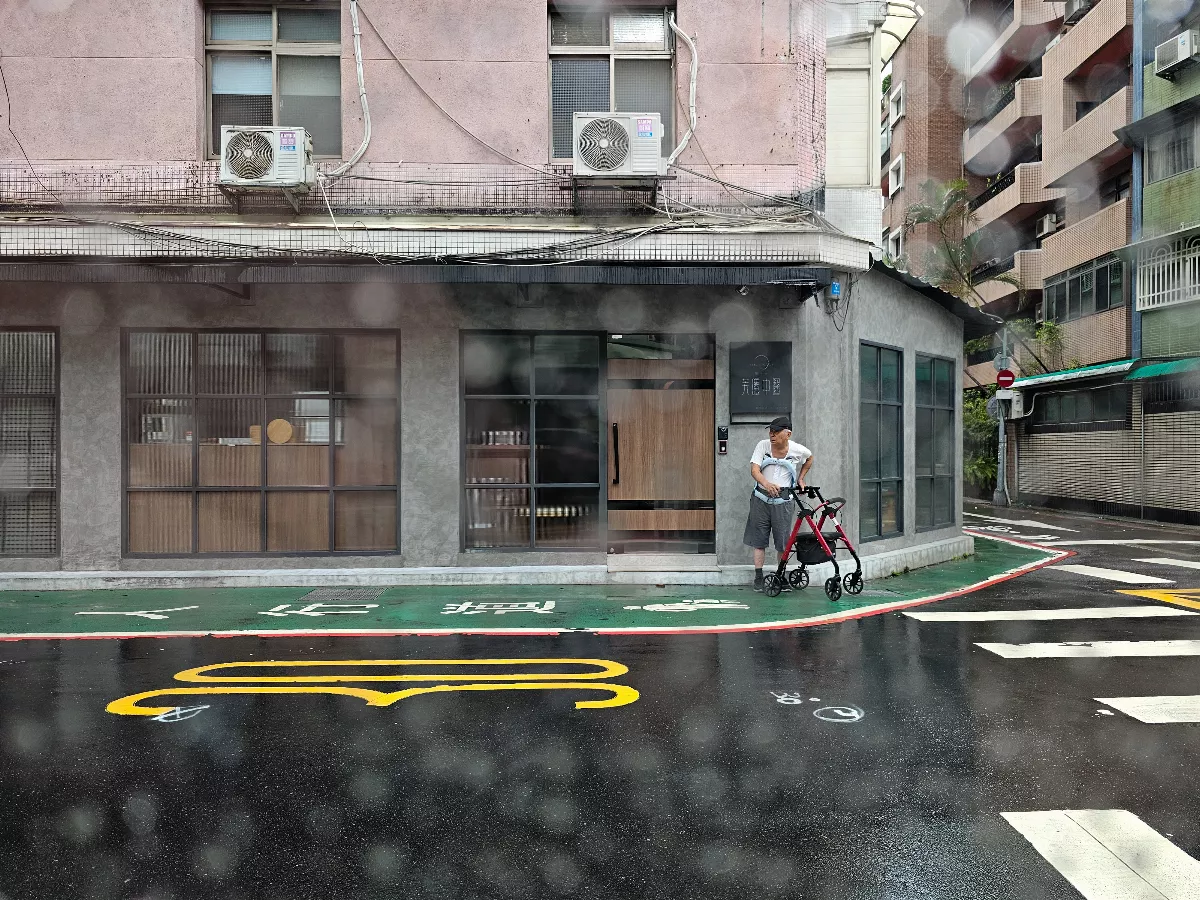 大雨還沒完  南部、東部慎防豪雨新一波低壓又逼近